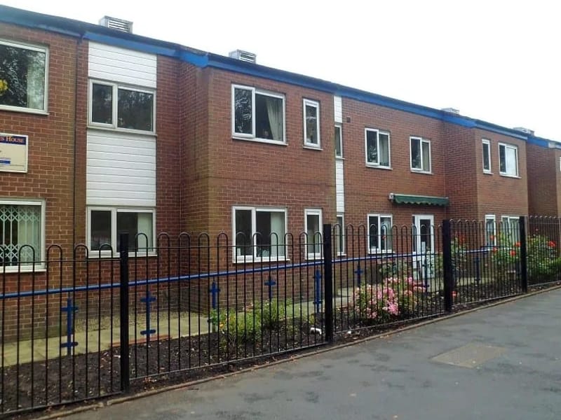 Spring Hill Court - Assisted Living in York, England photo 3