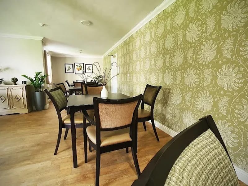 Fountains Care Centre in Manchester, England photo 2