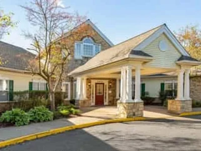 Brookdale Tulsa South - Assisted Living in Tulsa, OK photo 2