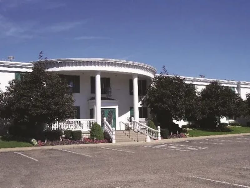 Bowerston Hills  Nursing & Rehabilitation - Nursing Home in Bowerston, OH photo 2