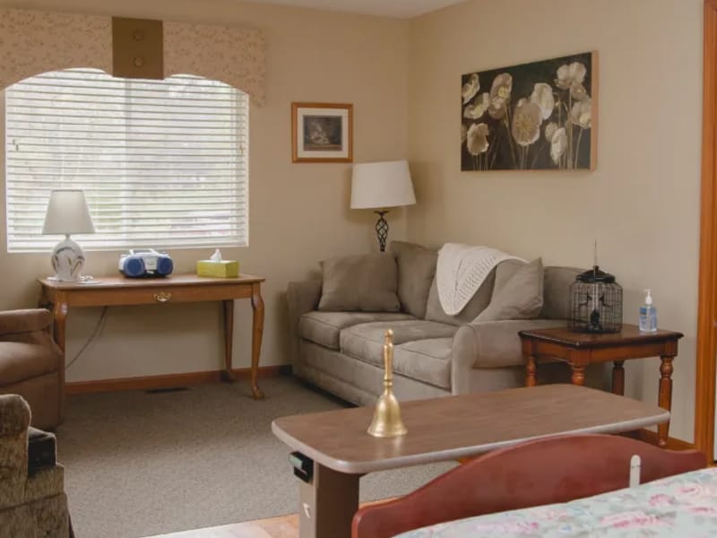 Advent Residence Home - Assisted Living in Bakersfield, CA photo 2