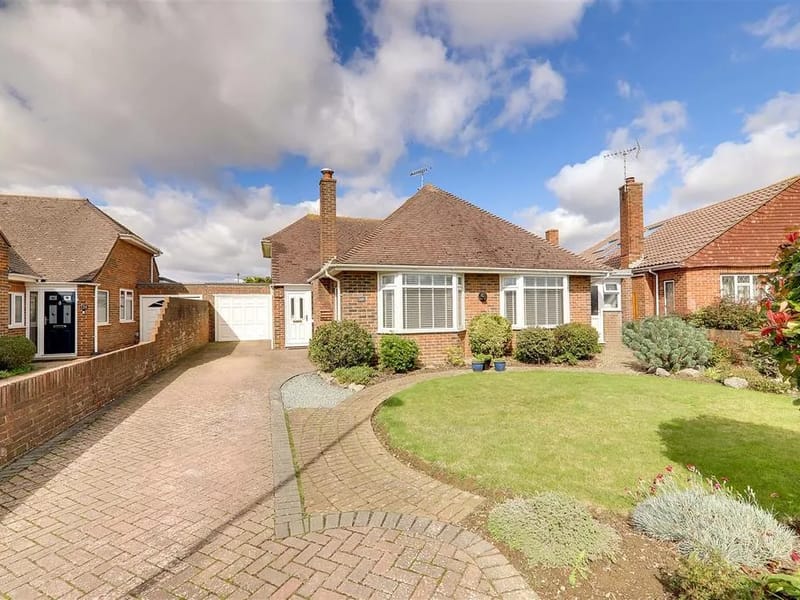 Alinora Crescent - Assisted Living in Worthing, England photo 1