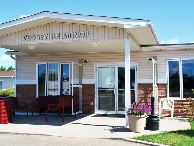 Vegreville Manor - Assisted Living in Vegreville, AB photo 1