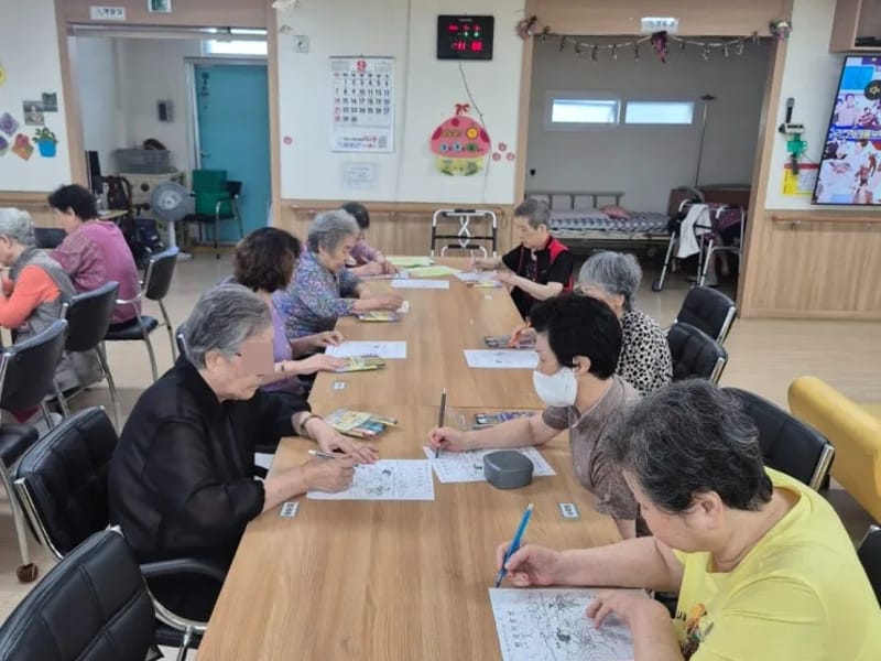 더불어노인주간보호센터 - 방문요양 in 서구, 광주광역시 photo 3