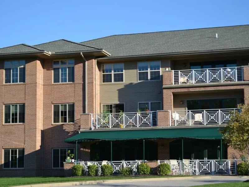 Emerald Village Senior Living - Assisted Living in North Olmsted, OH photo 2