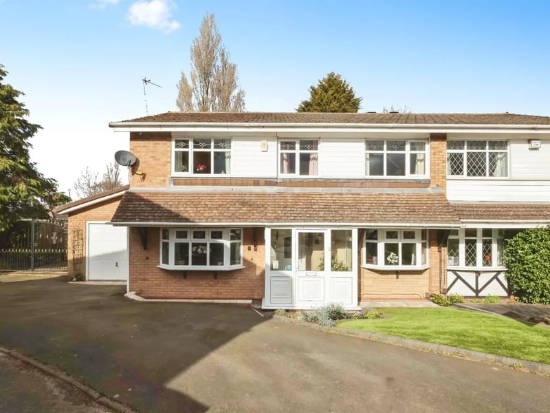 Agnes House 81 - Assisted Living in Oldbury, England photo 1