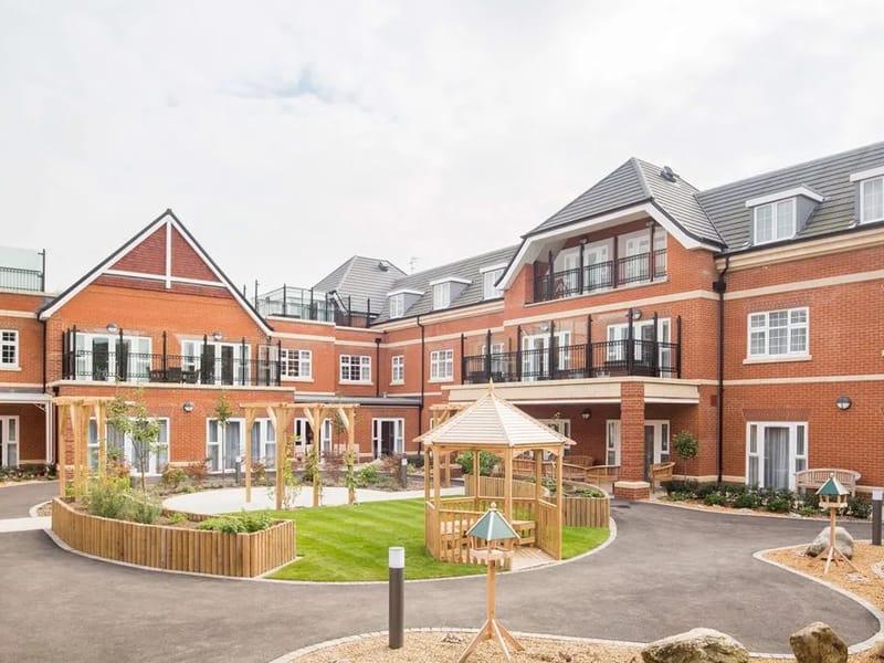 Newbury Grove - Nursing Home in Newbury, England photo 2