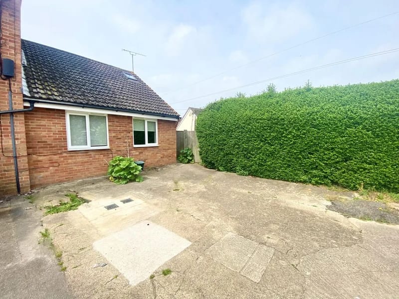 66 Bradstocks Way - In-Home Care in Abingdon, England photo 3