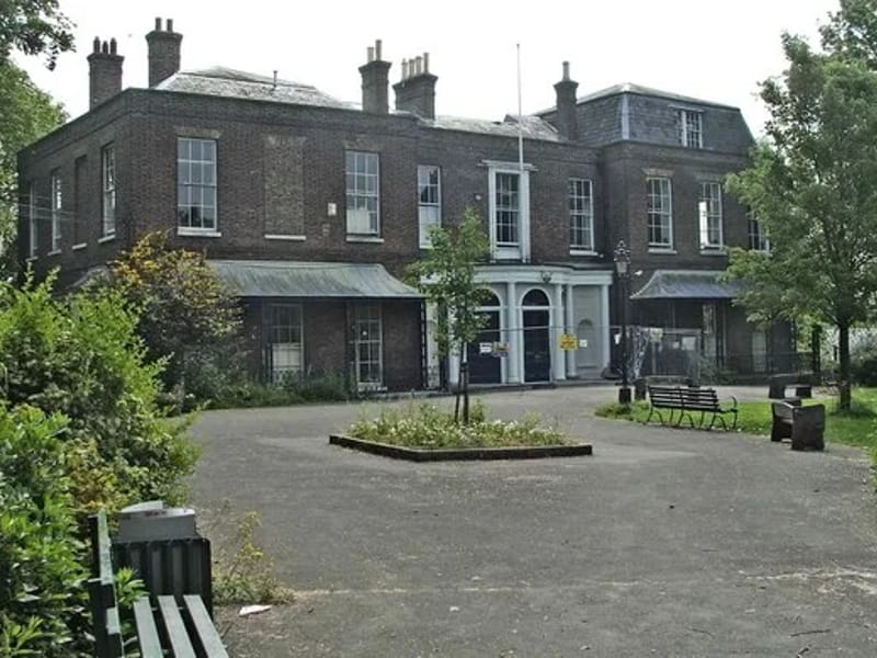 Millfield House - Assisted Living in Grantham, England photo 2