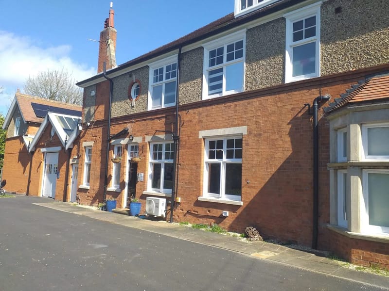 Millfield House - Assisted Living in Grantham, England photo 1