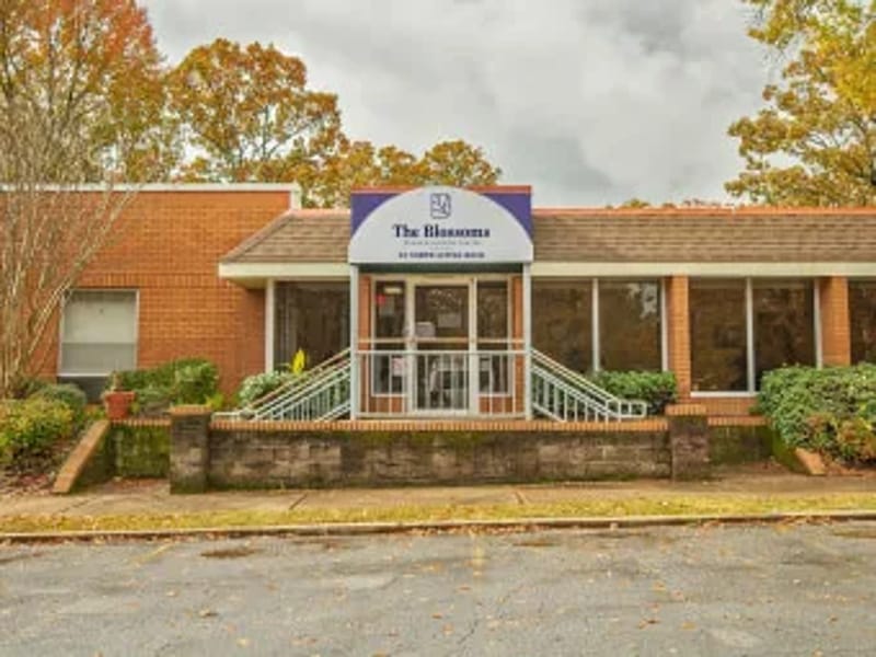 The Blossoms at Cumberland Rehab & Nursing Center - Nursing Home in Little Rock, AR photo 2