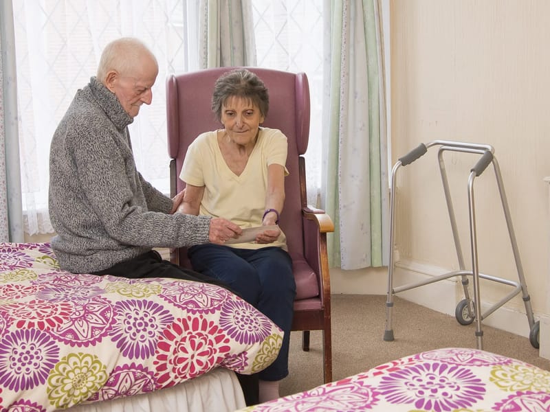 Clarendon Hall Care Home - Nursing Home in Grimsby, England photo 2