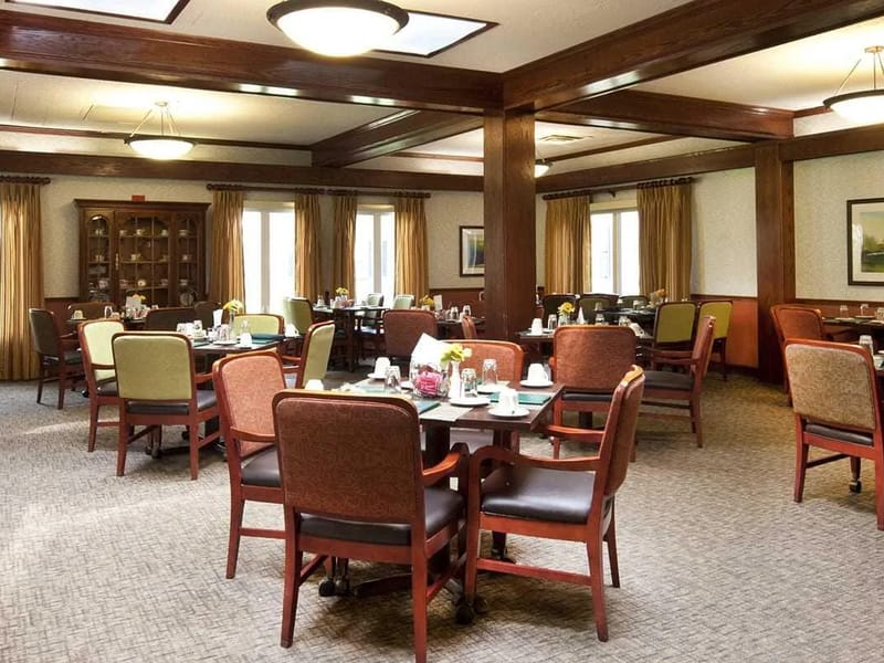 Oakleaf Village - Assisted Living in Toledo, OH photo 1