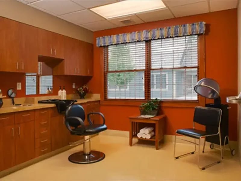 Medilodge of Wyoming - Nursing Home in Wyoming, MI photo 3