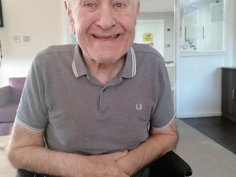 Aaron Court Care Home - Nursing Home in South Wirral, England photo 7