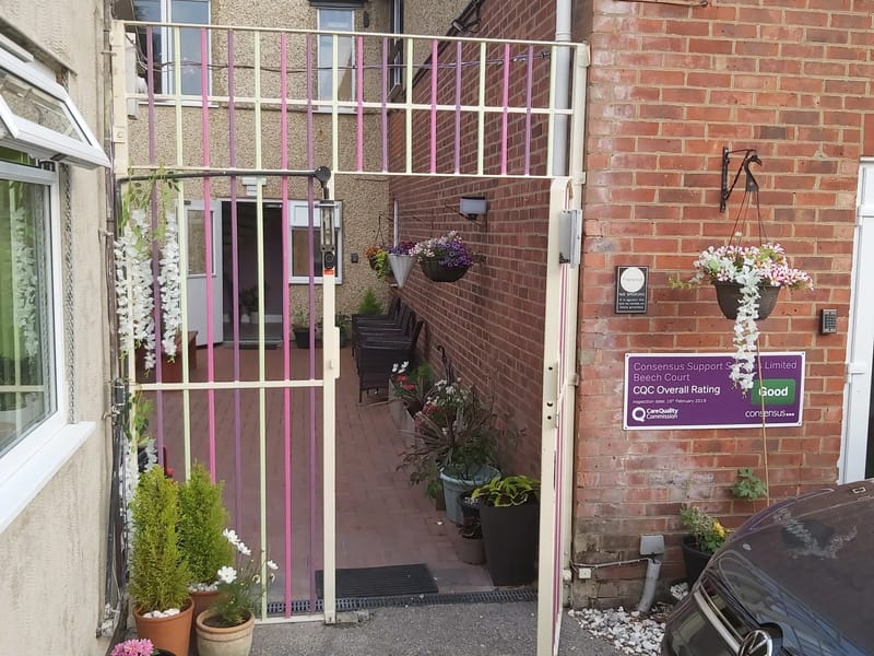 Beech Court in Southampton, England photo 2