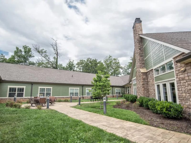 Clover Hill Senior Living - Assisted Living in Maryville, TN photo 3