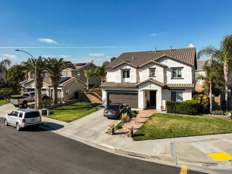 Accuro Homes Ii - Assisted Living in Eastvale, CA photo 3