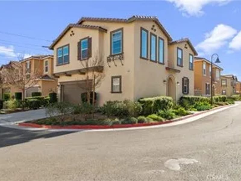 Accuro Homes Ii - Assisted Living in Eastvale, CA photo 2