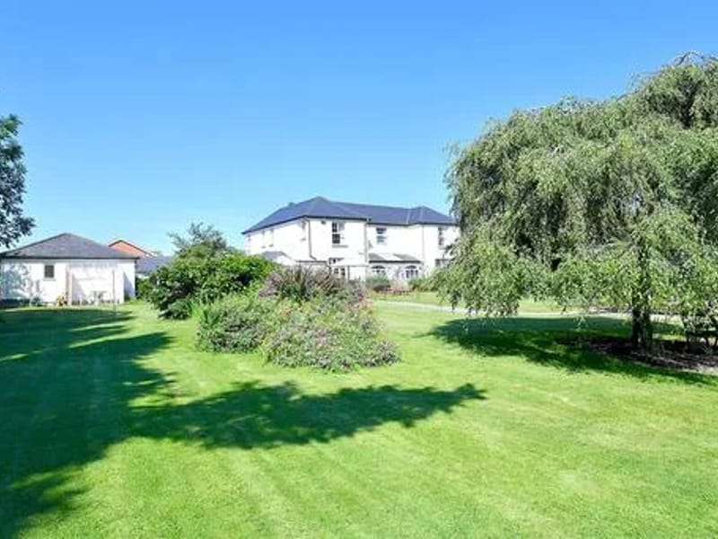 Holmer Court Residential Home - Nursing Home in Hereford, England photo 2
