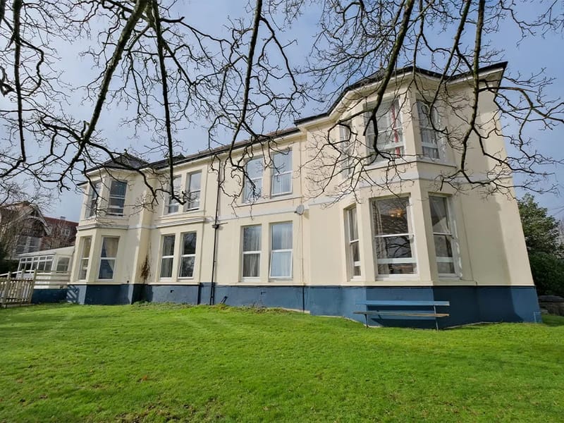 Trenant House Care Home - Nursing Home in Plymouth, England photo 2