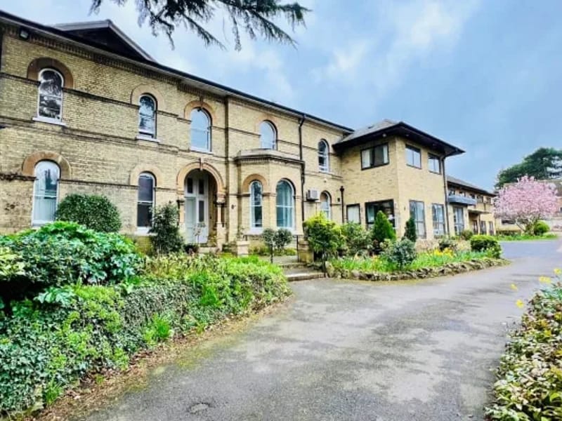Pilgrims Way Care Home with Nursing - Nursing Home in Maidstone, England photo 2
