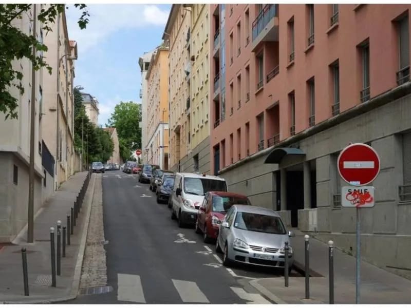 RESIDENCE CLOS JOUVE - Maison de Retraite in LYON, Auvergne-Rhône-Alpes photo 2