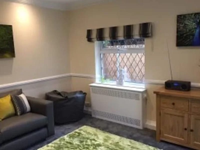 Gormanach House - Assisted Living in Epsom, England photo 3