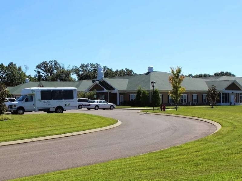 Someroak Senior Living - Assisted Living in Somerville, TN photo 2