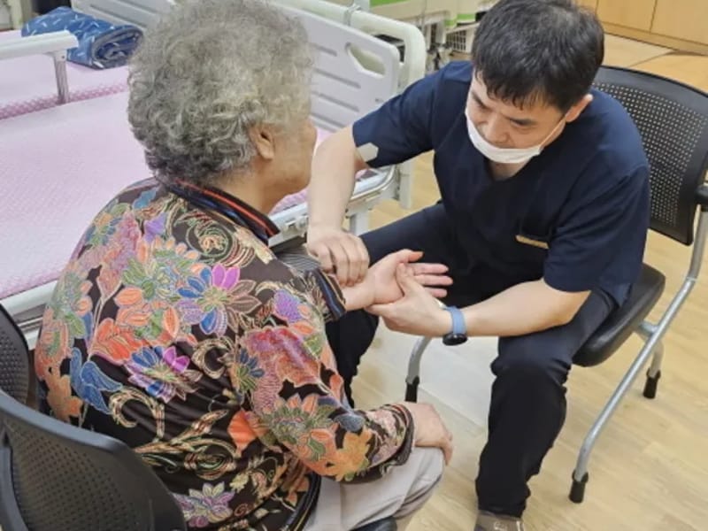 김해시서부노인주간보호센터 - 주간보호 in 김해시, 경상남도 photo 1