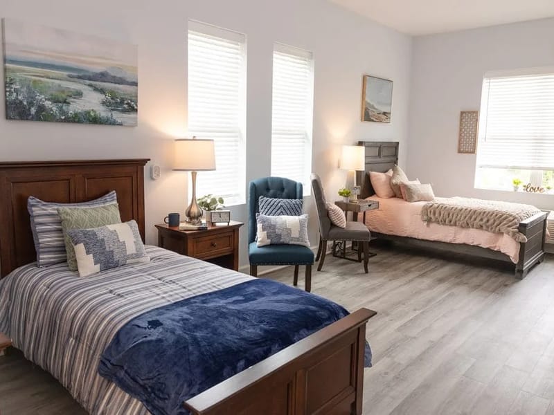 Commonwealth Senior Living At Cedar Manor - Assisted Living in Chesapeake, VA photo 1