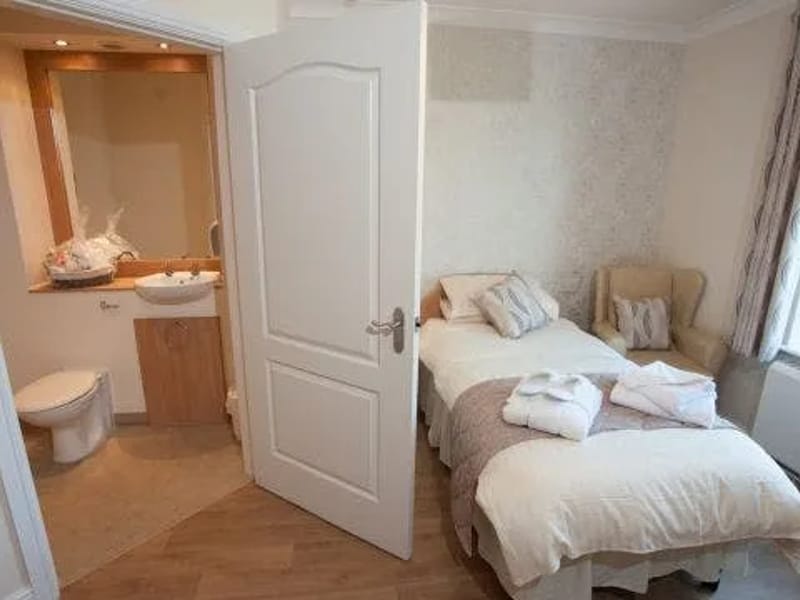 Carmel Lodge Care Home - Nursing Home in Macclesfield, England photo 2