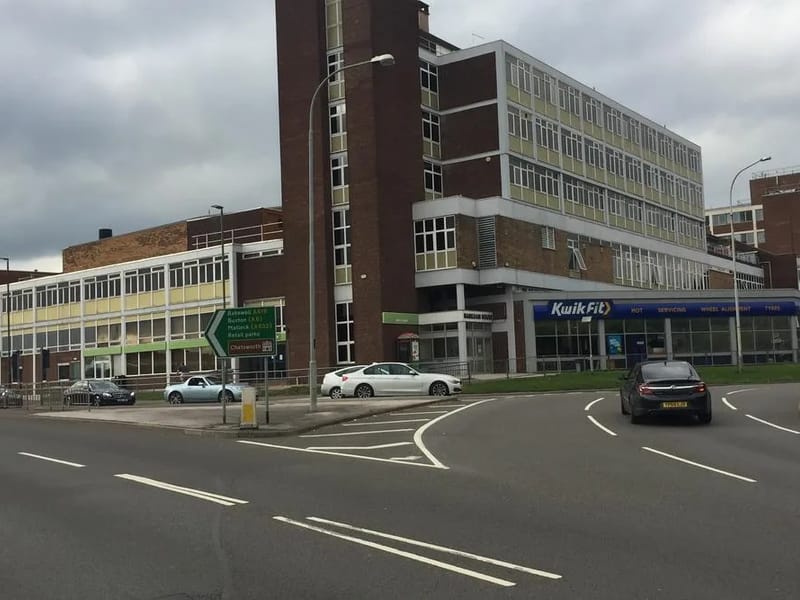 Markham House - Assisted Living in Chesterfield, England photo 3