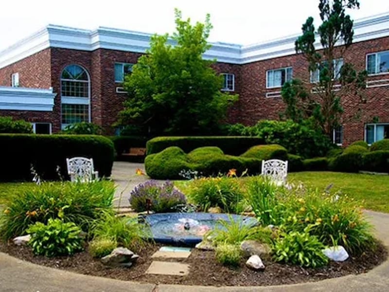 Regalcare at Greenfield — Nursing Home, Greenfield, MA · photo 2