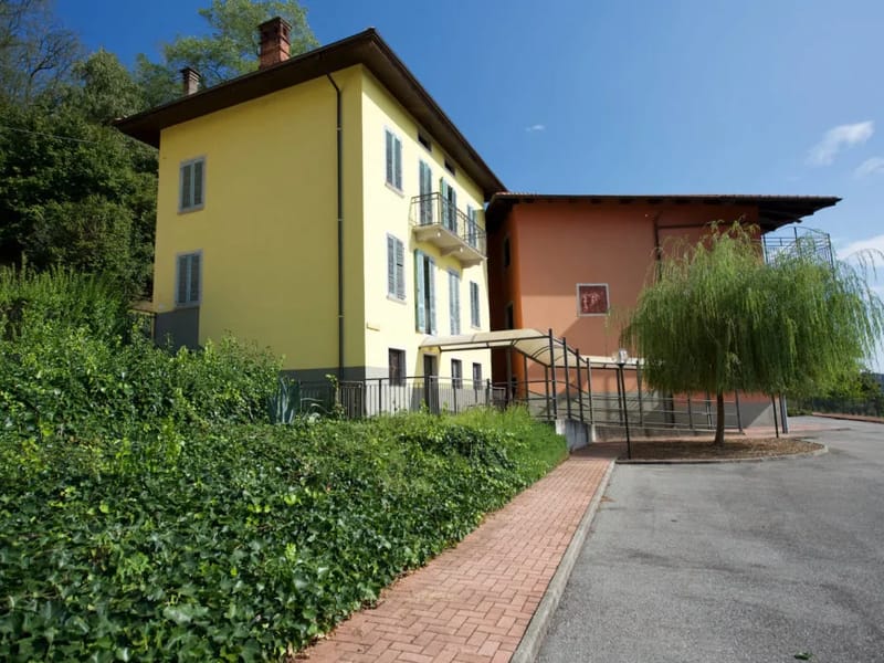Casa Di Riposo Comunale - Casa di Riposo in Mezzana Bigli, Lombardia photo 2