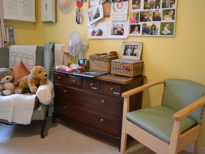 White Rock Nursing Home Limited - Nursing Home in New Milton, England photo 3