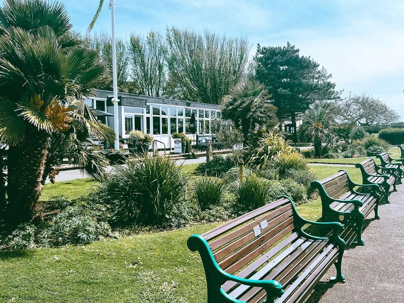Pebble Grove - Assisted Living in Worthing, England photo 3