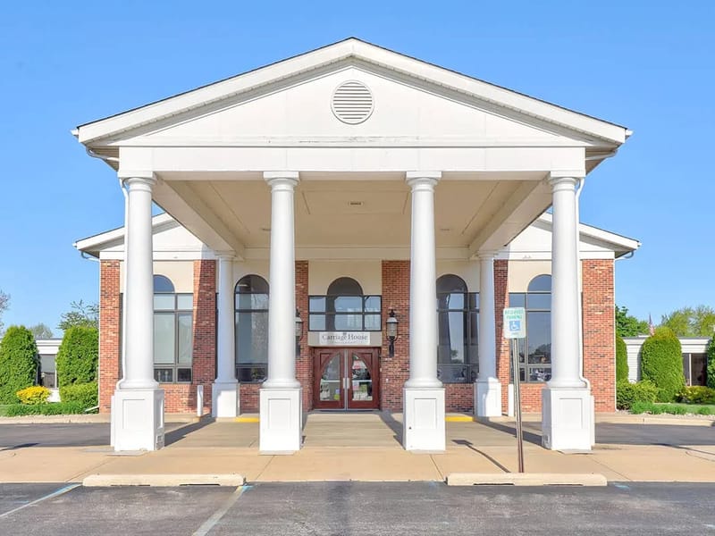 Carriage House Nursing and Rehabilitation - Nursing Home in Bay City, MI photo 1