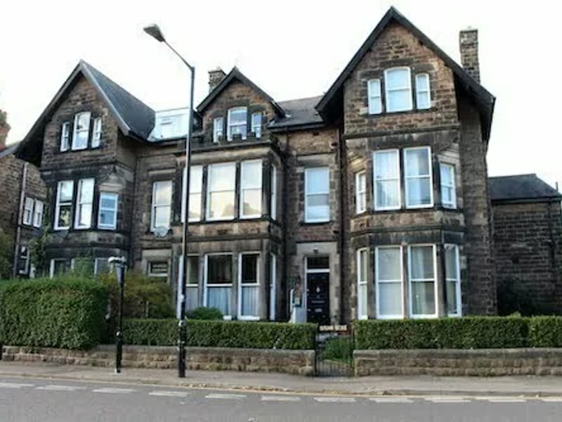 Briardene - Assisted Living in Harrogate, England photo 2
