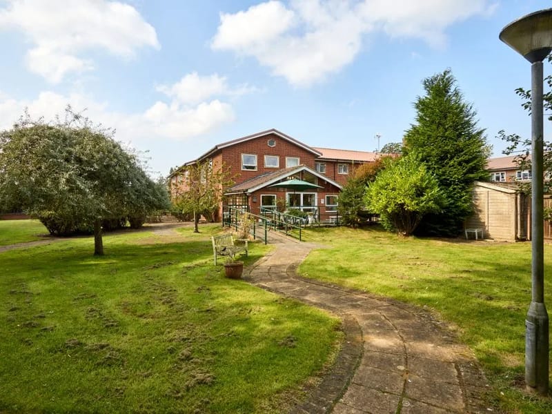 Woodlands - Nursing Home in Kings Lynn, England photo 2