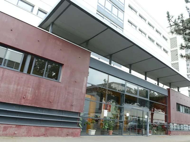 RESIDENCE JOLIVOT - Maison de Retraite in LYON, Auvergne-Rhône-Alpes photo 3