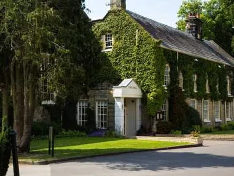 Dunollie Residential and Nursing Home - Nursing Home in Scarborough, England photo 3