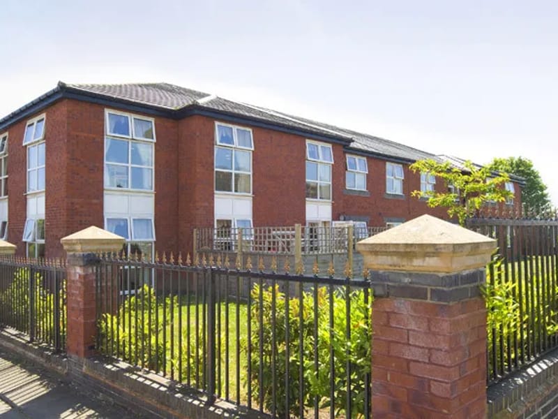 Gainford House - Assisted Living in Hartlepool, England photo 3