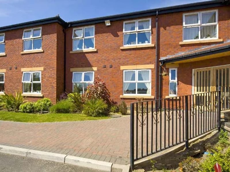 Gainford House - Assisted Living in Hartlepool, England photo 2