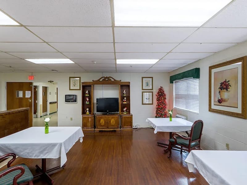 Pruitthealth- Dillon - Nursing Home in Dillon, SC photo 3