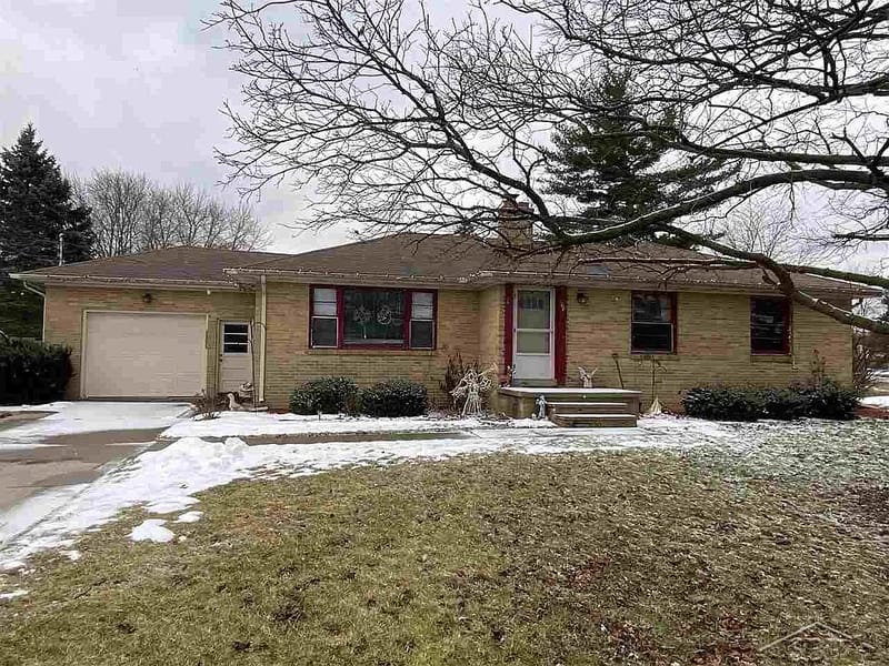 Shattuck Rd Home - Assisted Living in Saginaw, MI photo 2