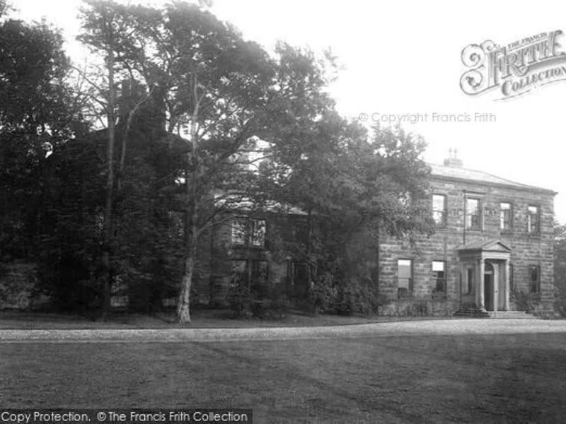 Bank Hall Care Centre - Nursing Home in Burnley, England photo 1