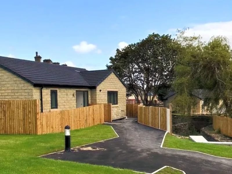 Knowsley & Runcorn Supported Living - Assisted Living in Runcorn, England photo 2