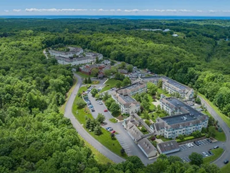 Evergreen Woods — Assisted Living, North Branford, CT · photo 1