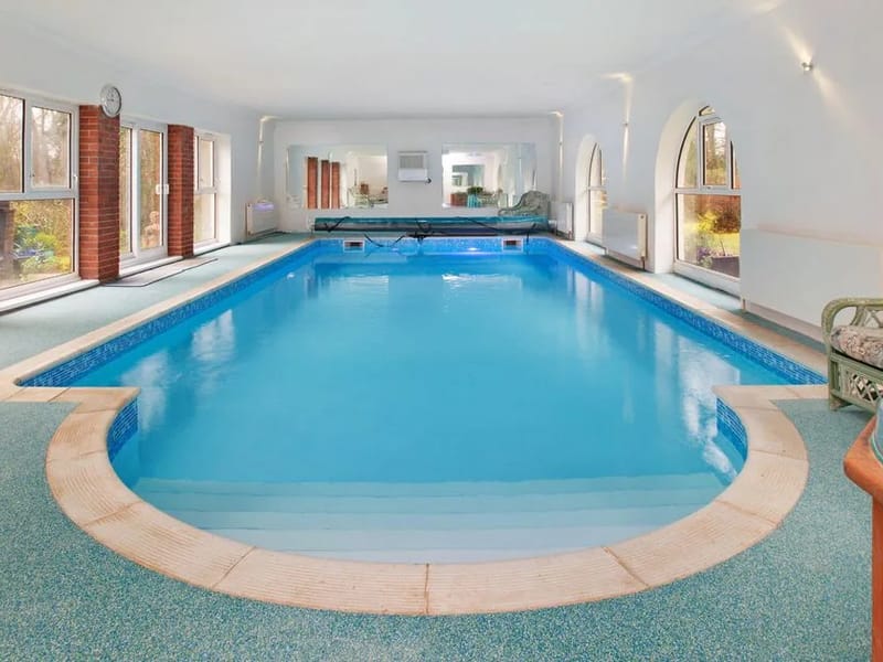 Thornbury Villa - Assisted Living in Plymouth, England photo 2